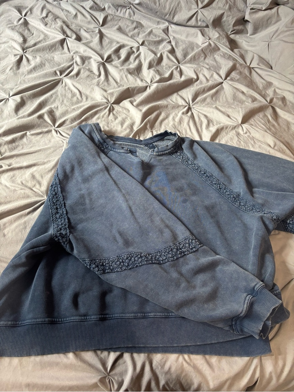 American eagle sweatshirt